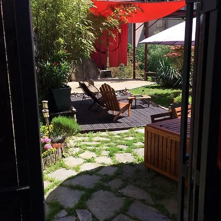 Minshuku D'hotes Japonaises Bed & Breakfast Thiers